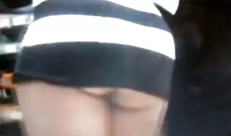 دختر بلوند توسط عکاس در فیلمبرداری لعنتی می فیلم سینمایی سکسی زیرنویس فارسی شود