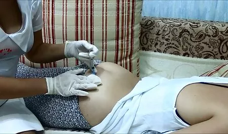کارالیا پس از یک کلوپ شبانه با یک دوست جدید در اتومبیل تصادف می کند و به سوپر سکس فارسی او زبان می دهد