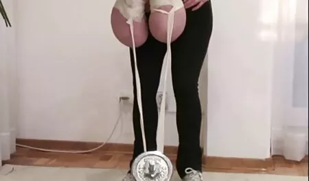 دانش آموز مدرسه مکیدن و fucks تلگرام سکس فارسی در.
