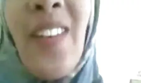 استمناء برای یک دختر فیلم سکسی با ترجمه نازک.